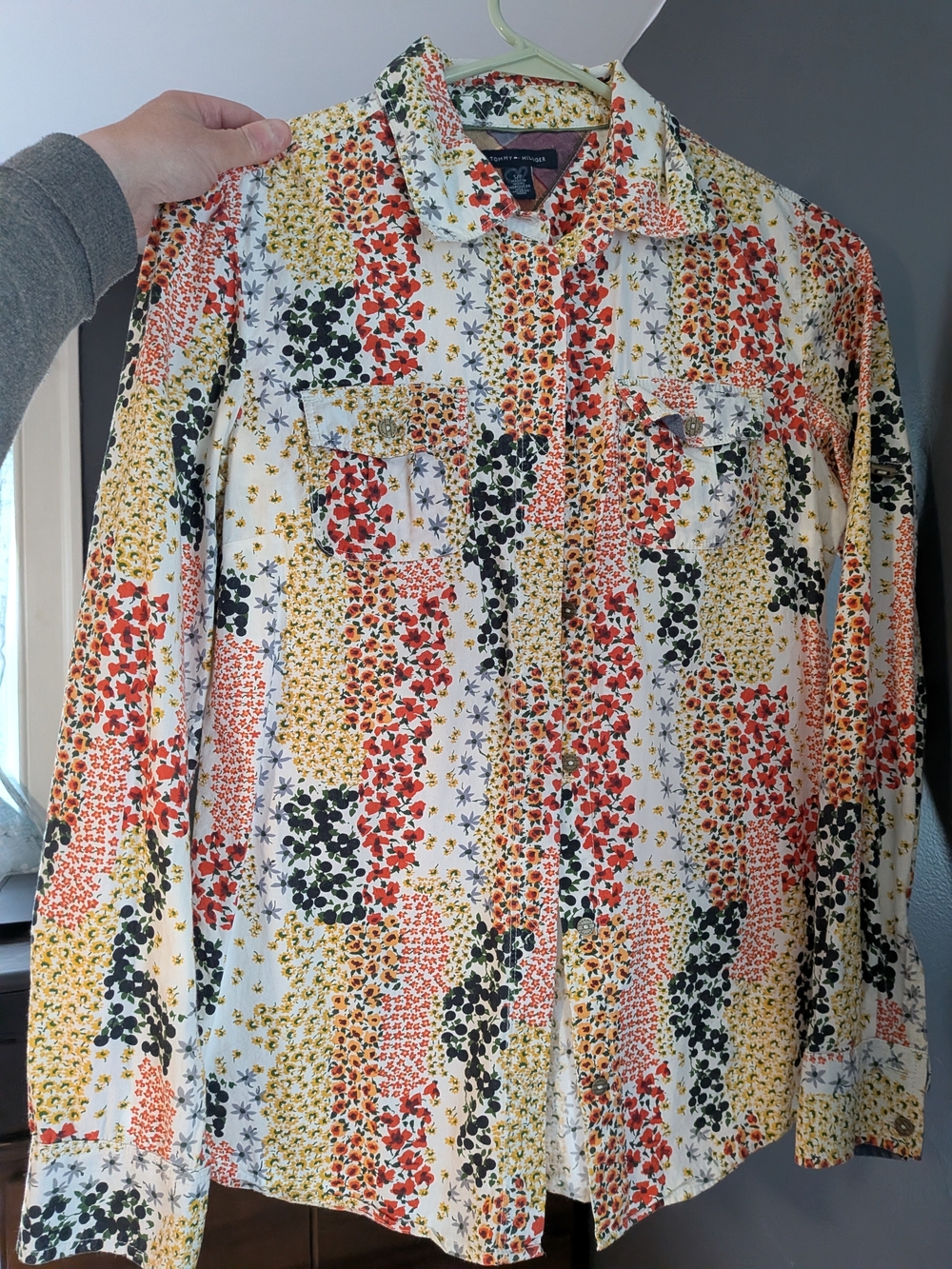 Tommy Hilfiger Vintage Style Floral Button-Up Shirt